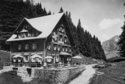 Berggasthaus Plattenbödeli im Jahr 1930